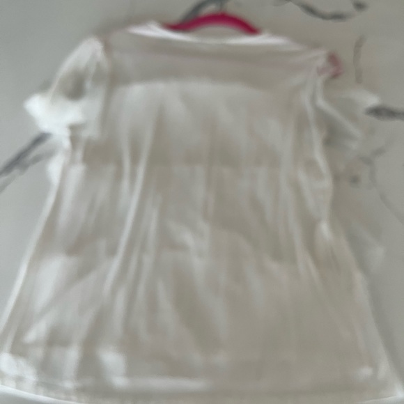 White blouse - Picture 3 of 3